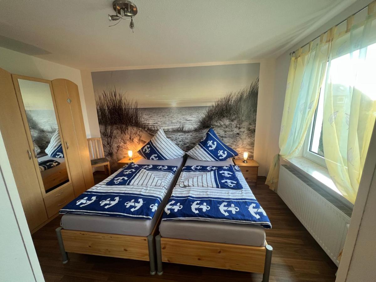 Ferienwohnung Patzig Auf Ruegen Esterno foto
